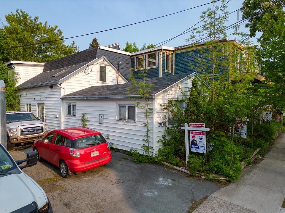 2070 Oxford Street, Halifax, NS