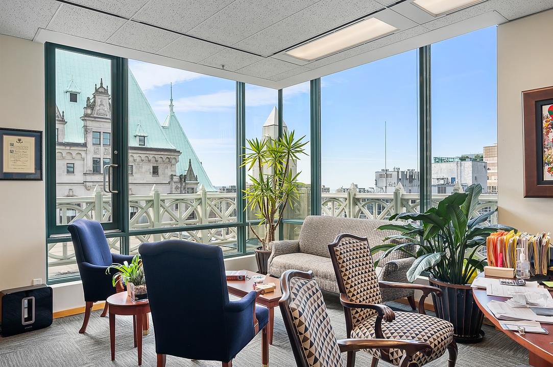 1918 - 925 West Georgia Street, Vancouver, BC