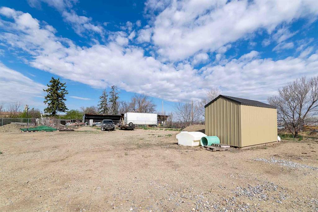 300e, Raymond, AB