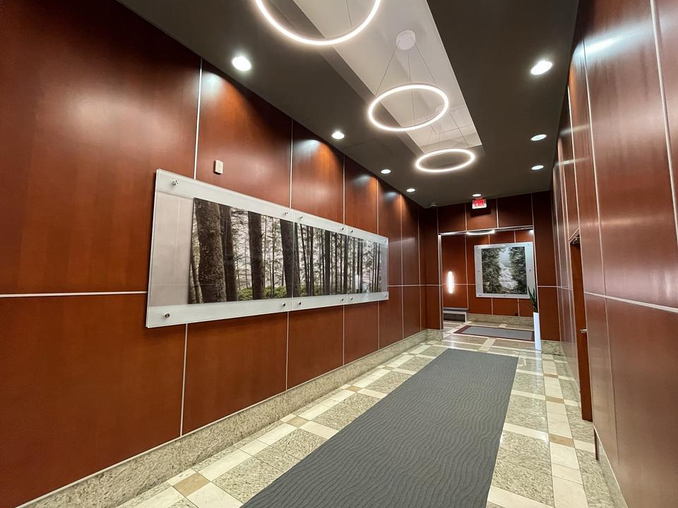 202 - 4555 Kingsway, Burnaby, BC