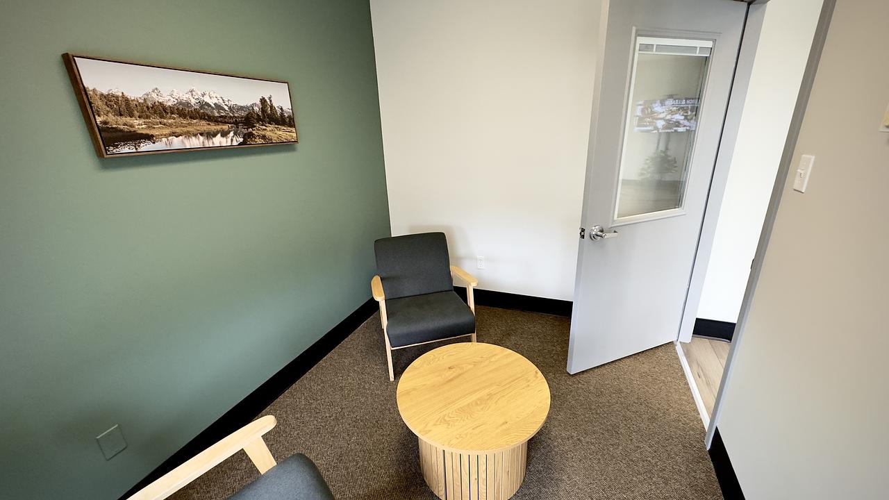 110 - 198 Island Highway East, Parksville, BC
