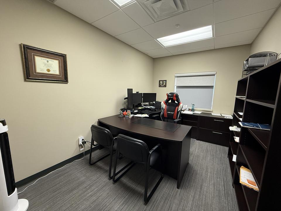 Building - 518 Laura Avenue, Red Deer County, AB