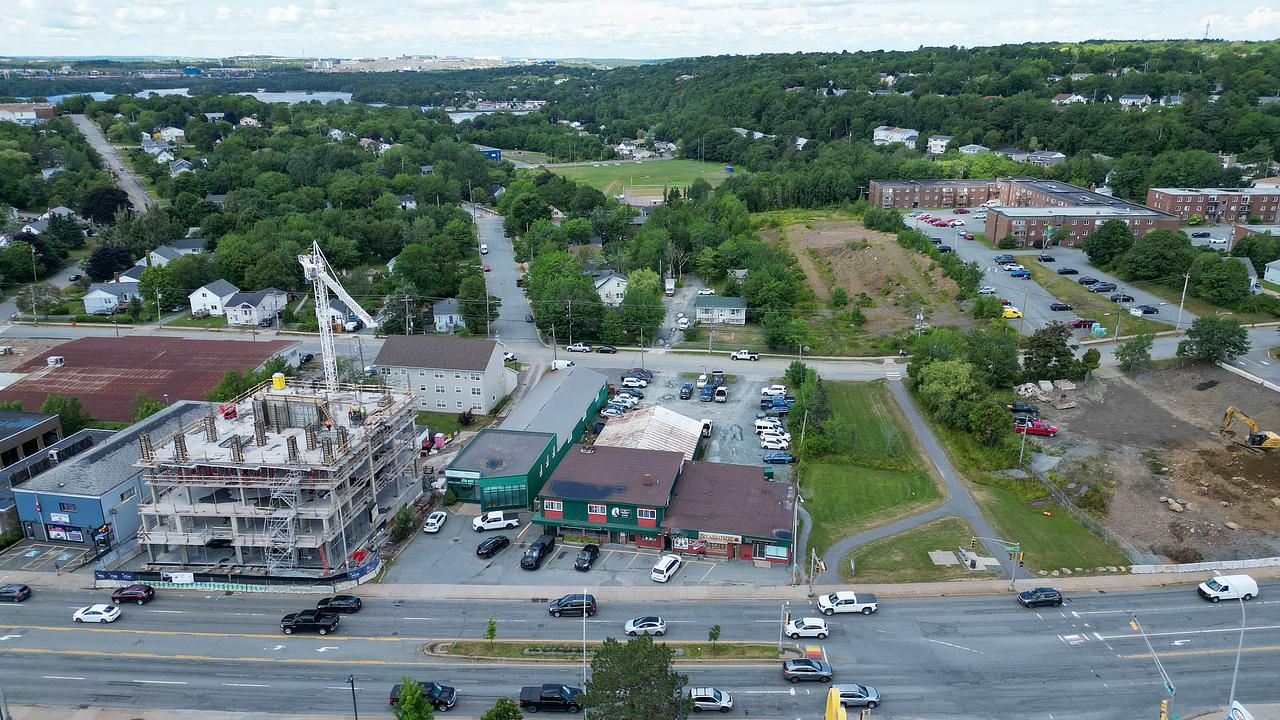 143 Main Street, Dartmouth, NS