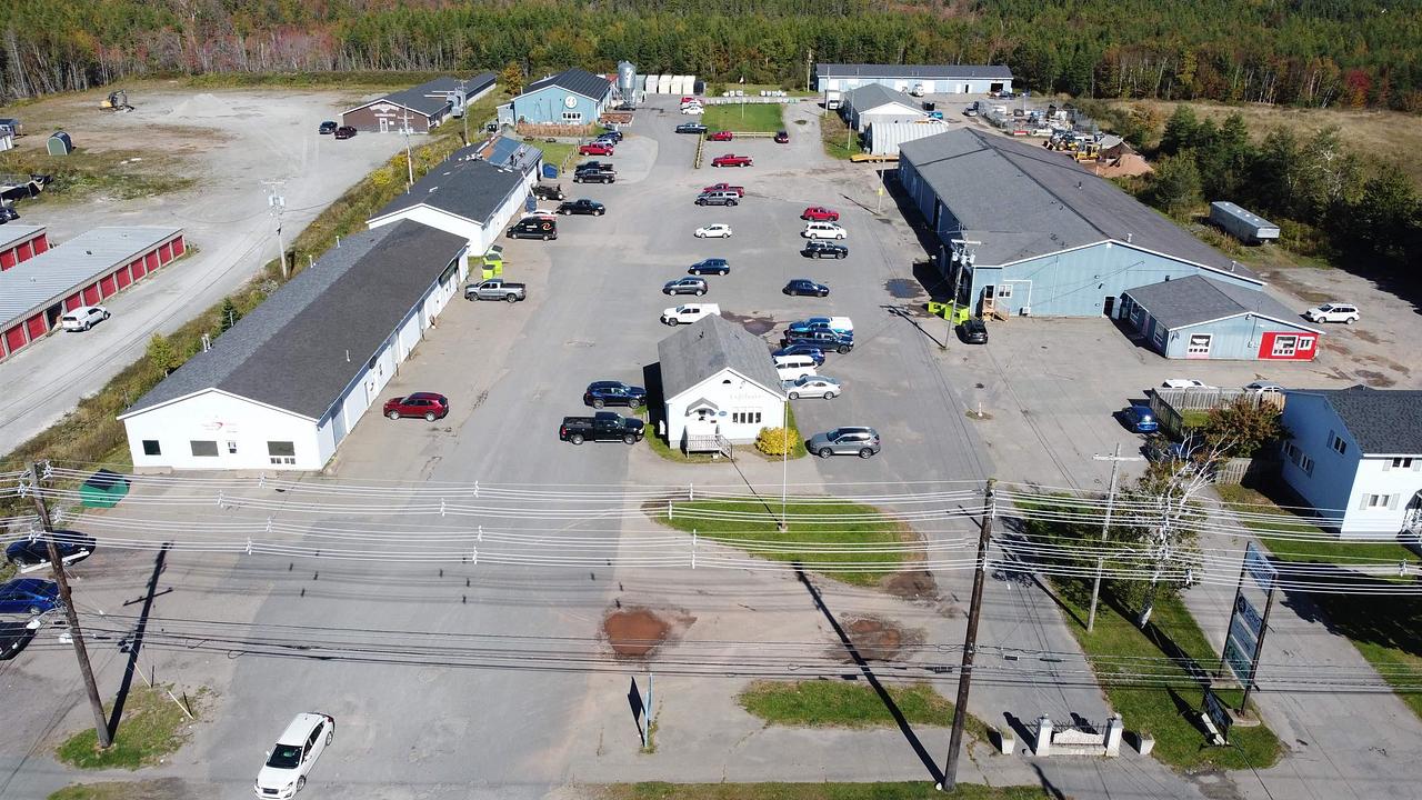 2600sf - 340 Keltic Drive, Sydney, NS