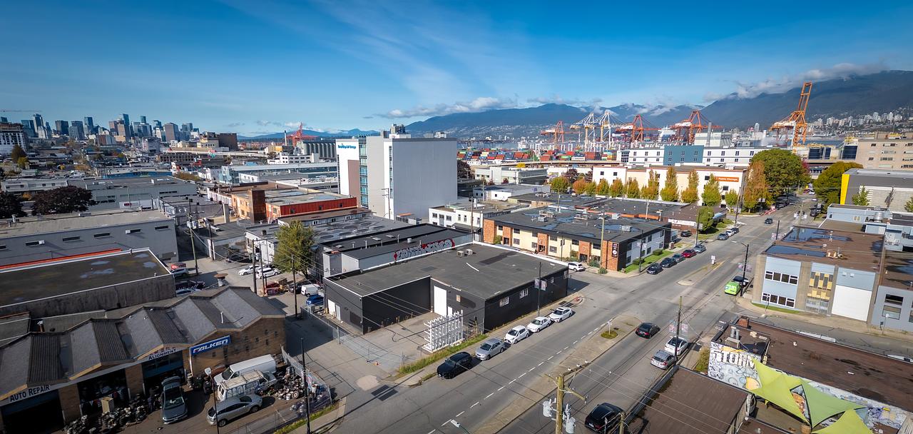 1696 Franklin Street, Vancouver, BC
