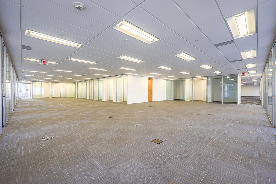 400 - 18 York Street, Toronto, ON