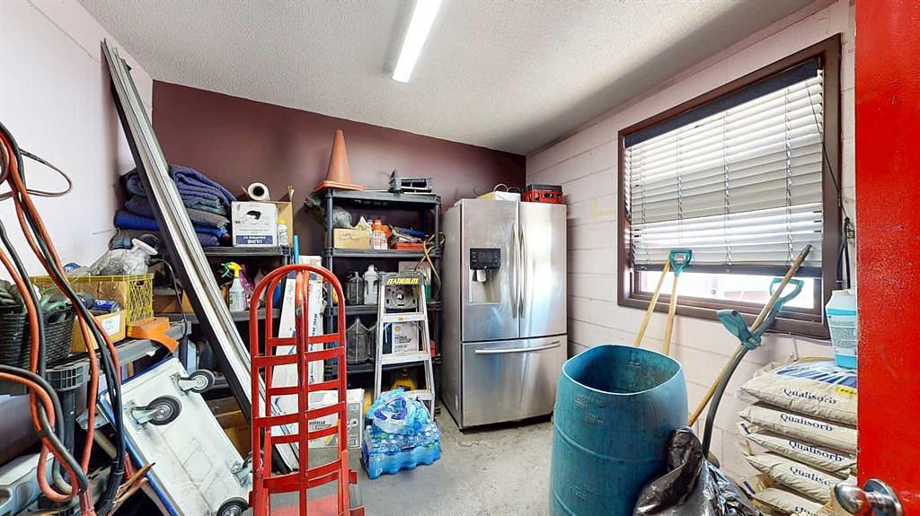 666 15 Street Southwest, Medicine Hat, AB