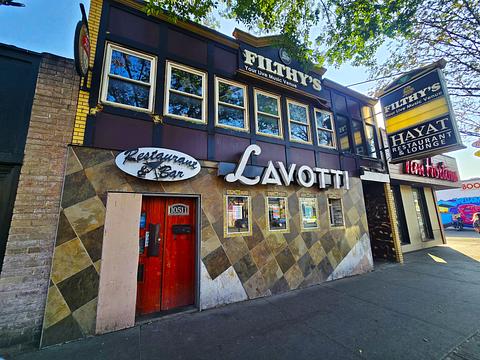10511 82 Avenue Northwest, Edmonton, AB