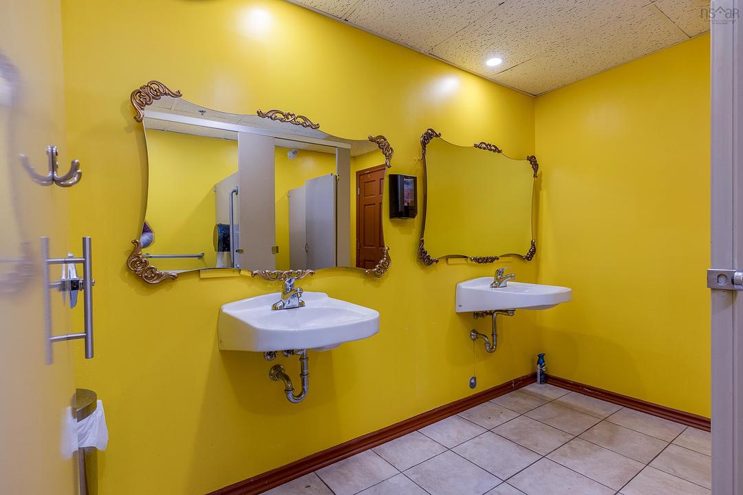 10 - 6140 Young Street, Dartmouth, NS