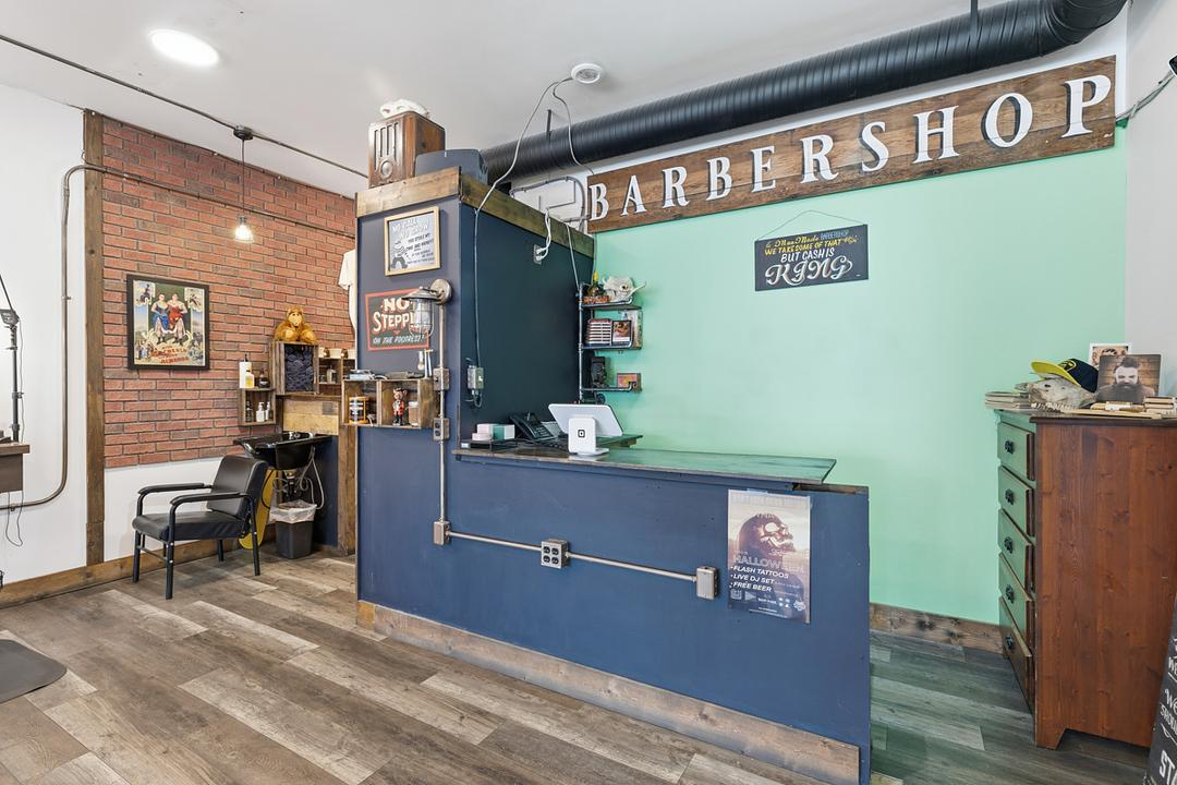 A - 1561 Pandosy Street, Kelowna, BC