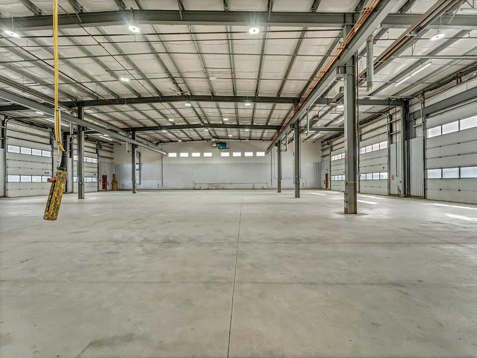 1782 32 Street Southwest, Medicine Hat, AB