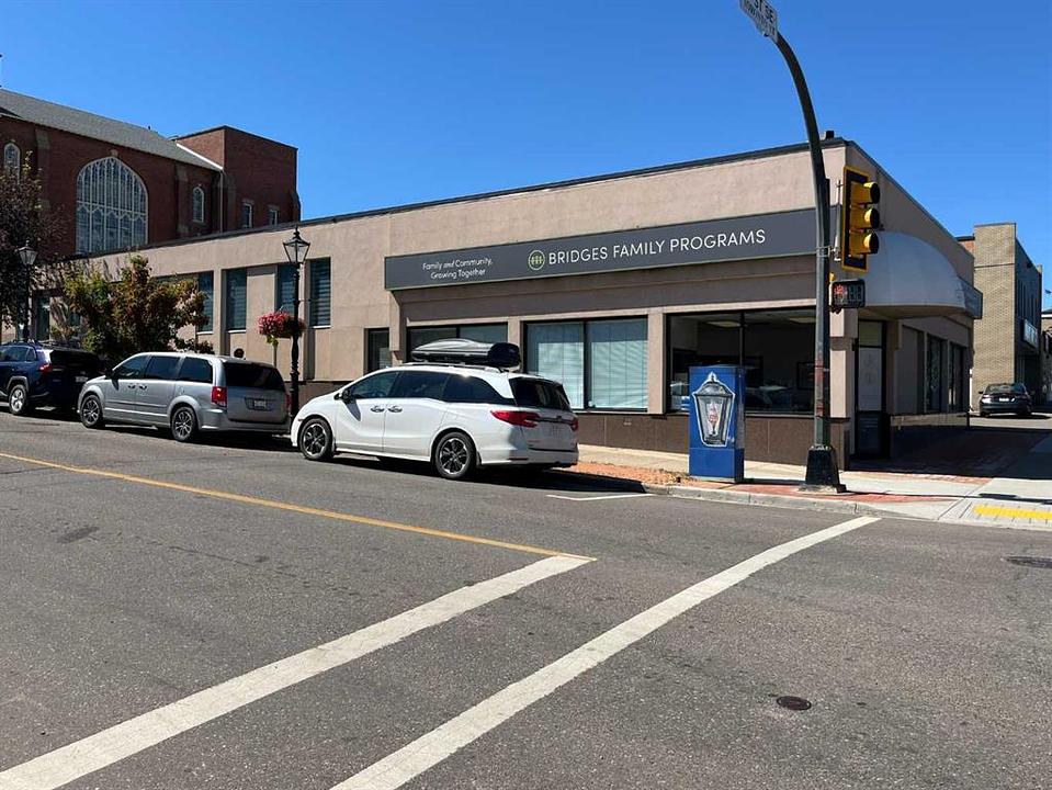 477 3rd Street Southeast, Medicine Hat, AB