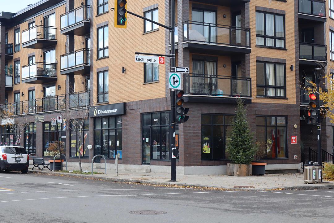 6005 Boulevard Gouin Ouest, Montréal, QC