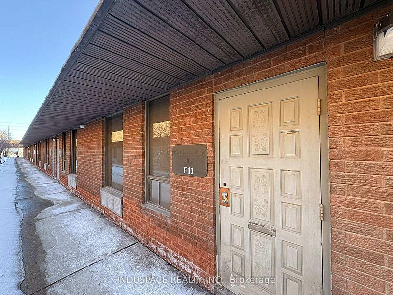 F11 - 1585 Britannia Rd E, Mississauga, ON