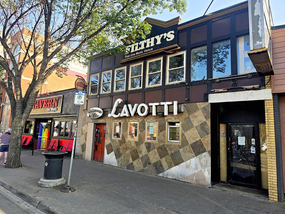 10511 82 Avenue Northwest, Edmonton, AB