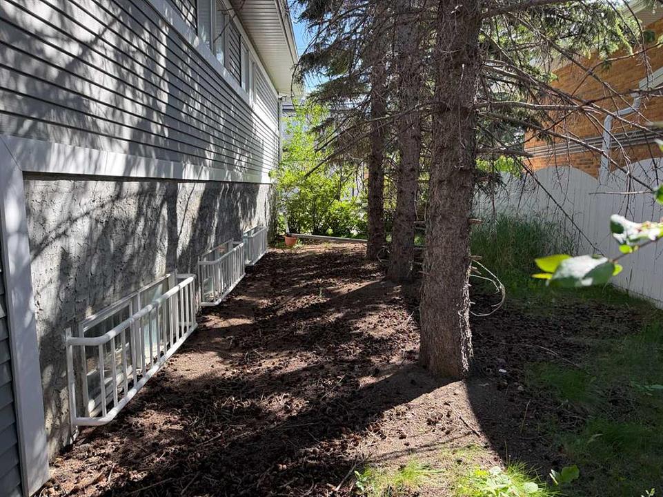 4131 Bow Trail Southwest, Calgary, AB