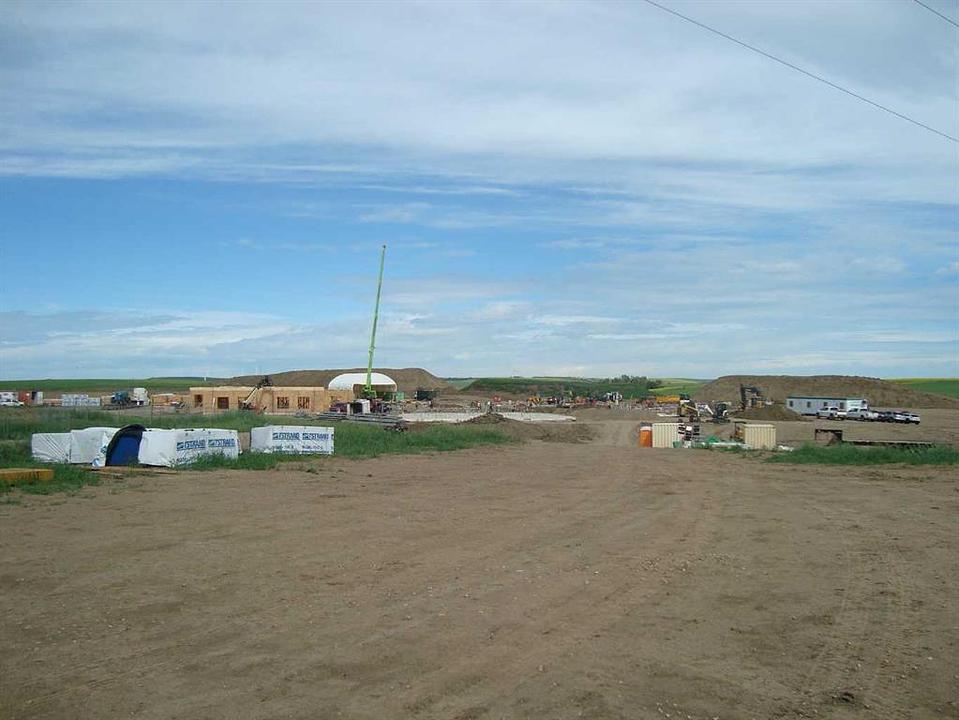 1000 North Road, Trochu, AB