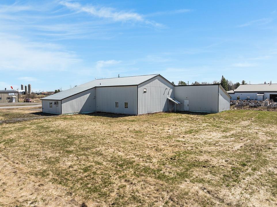 19 Terry Fox Drive, Vankleek Hill, ON