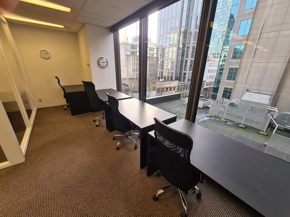 750-IND - 700 West Pender Street, Vancouver, BC