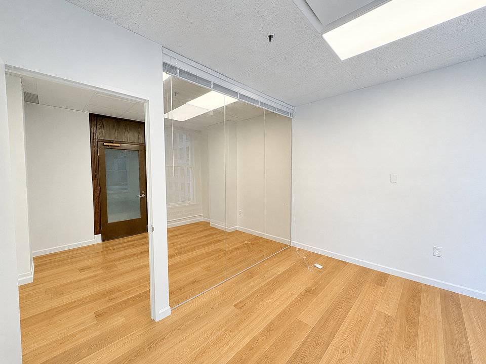 310 - 744 West Hastings Street, Vancouver, BC