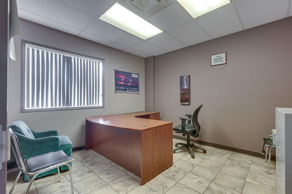 44 Avenue, Ponoka, AB