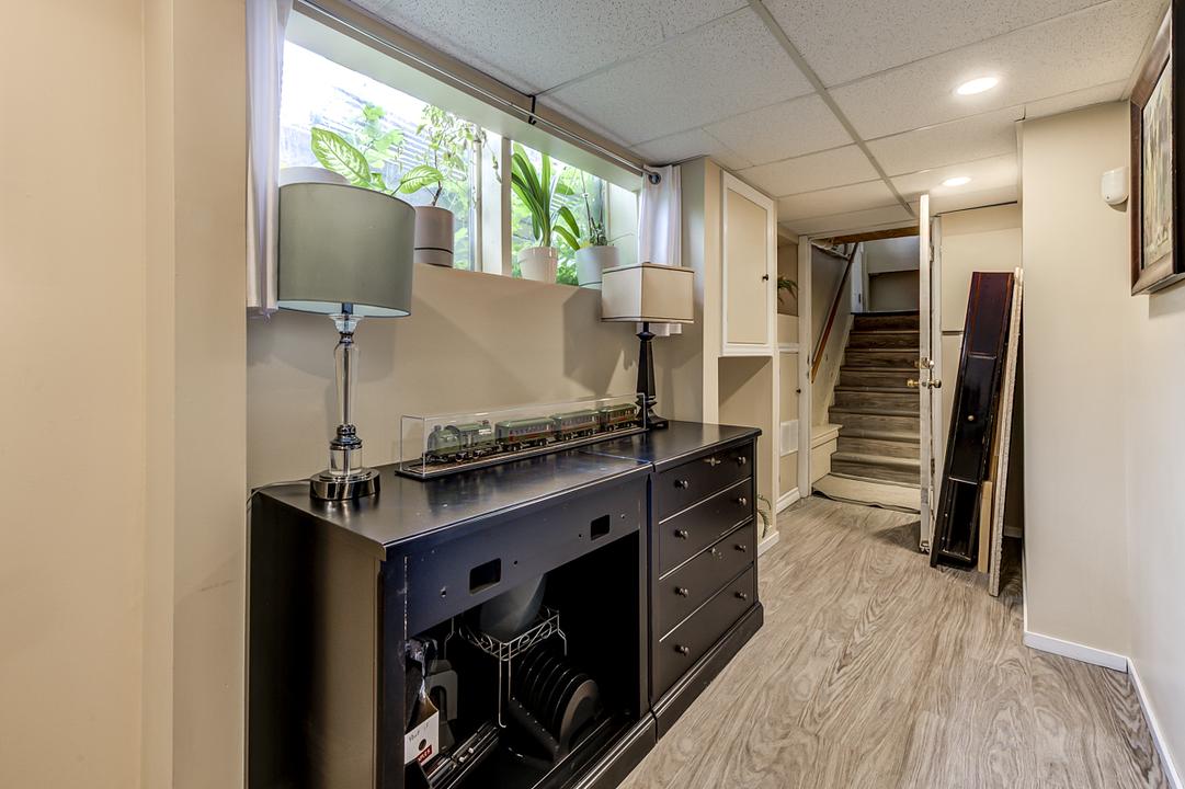 6417 112 Avenue Northwest, Edmonton, AB