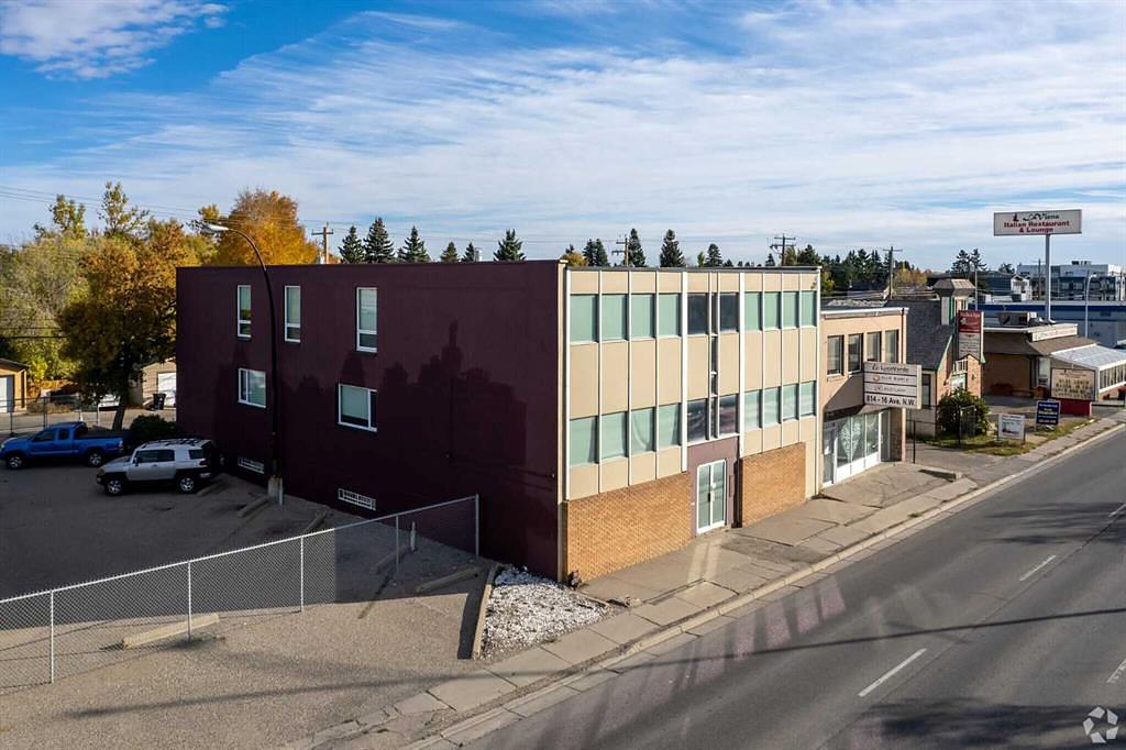 818 16 Avenue Northwest, Calgary, AB