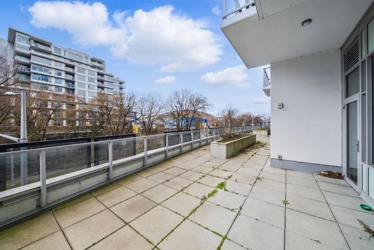 5508 Hollybridge Way, Richmond, BC