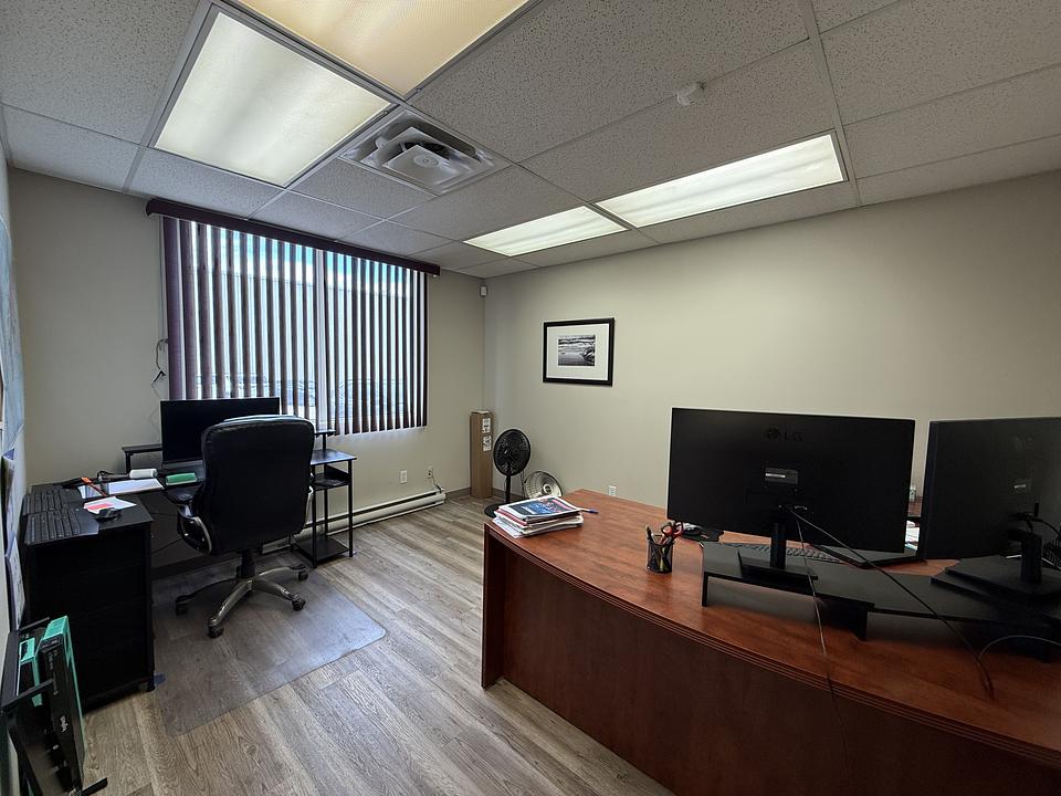 Building - 47 Street, Bentley, AB