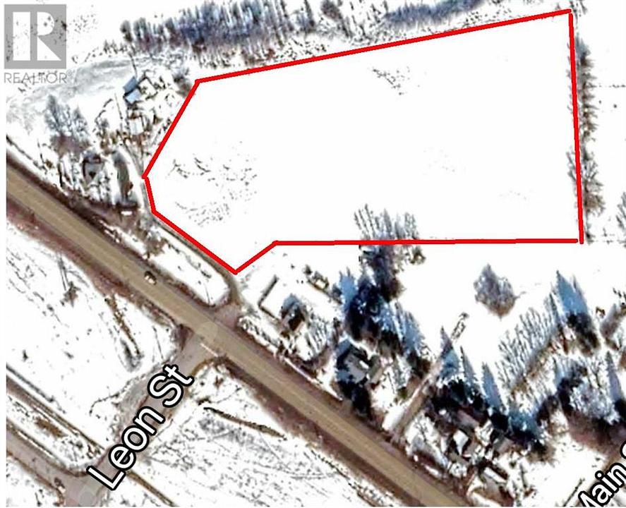 Leon Street, Alix, AB
