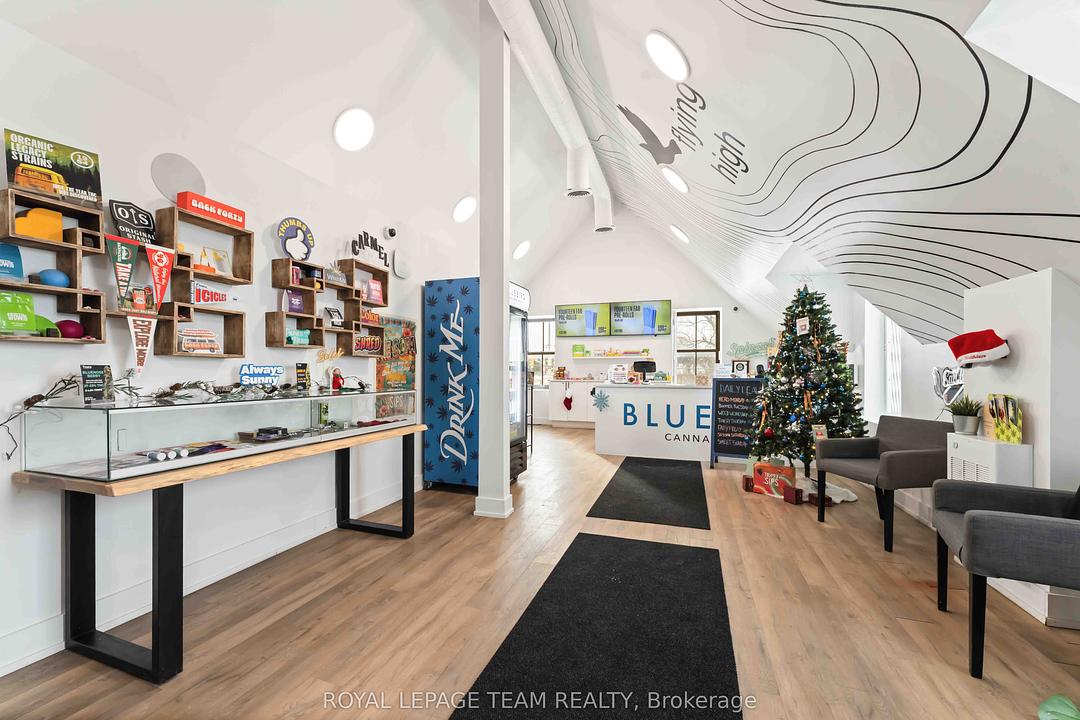 806 March Road, Ottawa, ON