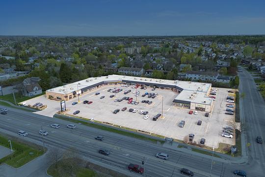 2194 Robertson Rd, Ottawa, ON