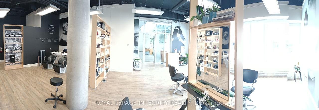 100 - 100 Murray Street, Ottawa, ON