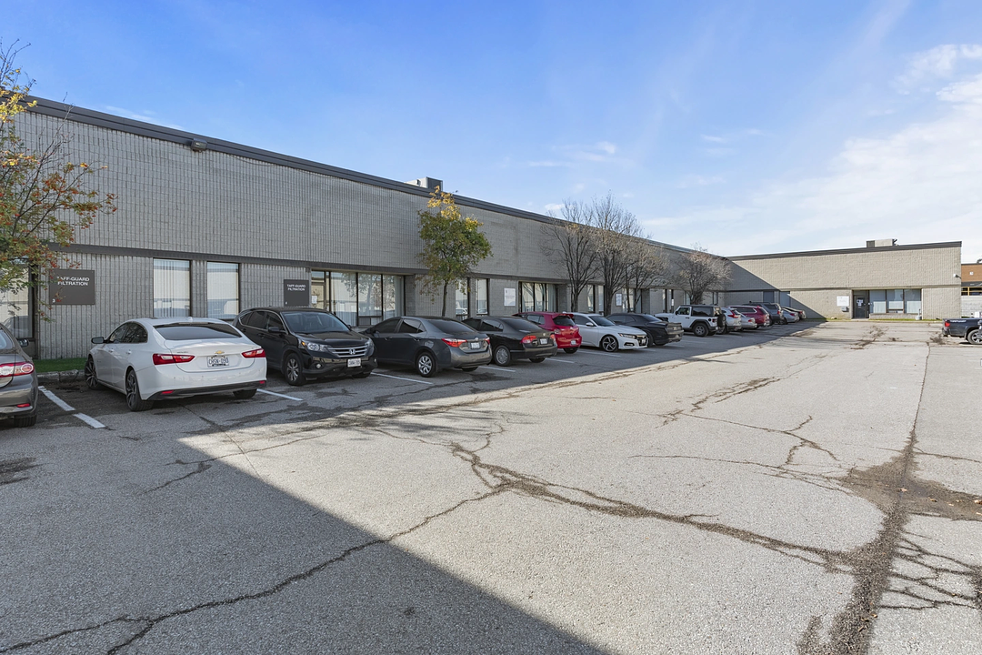3-4 - 1715 Meyerside Drive, Mississauga, ON