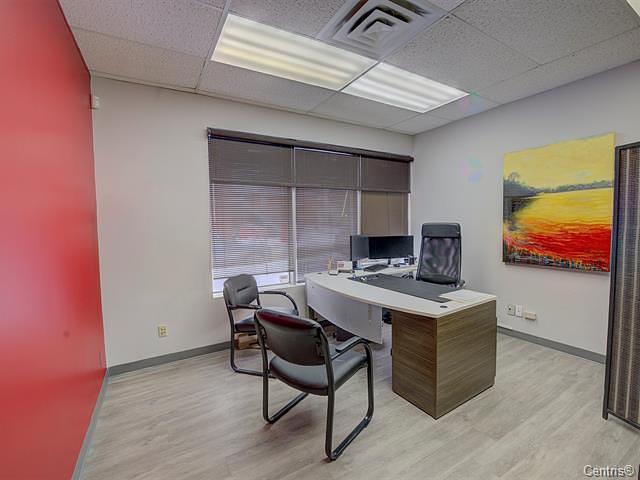 Local 101 - 255 Boulevard Saint-Joseph, Gatineau, QC