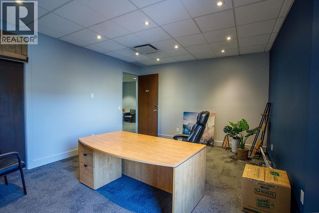 200 - 1455 Ellis Street, Kelowna, BC