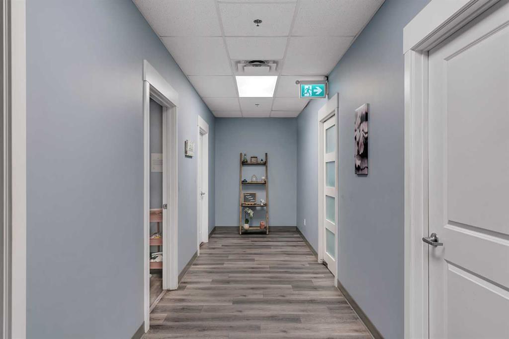 220 - 20 Saddlestone Drive Northeast, Calgary, AB