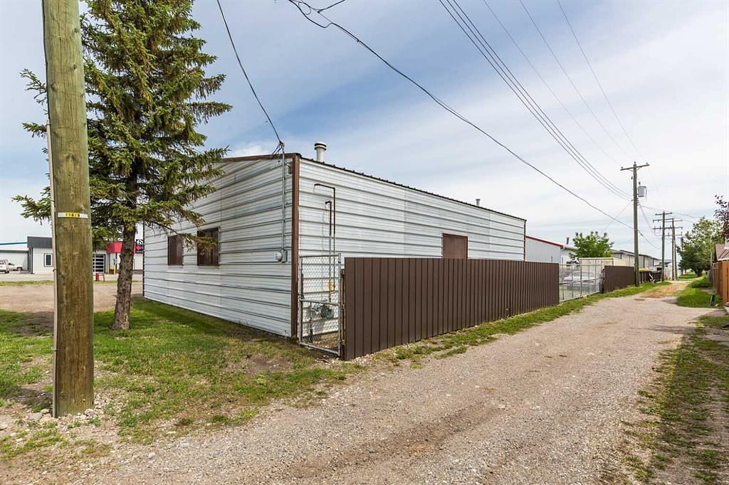 604 12 Street, Fort Macleod, AB