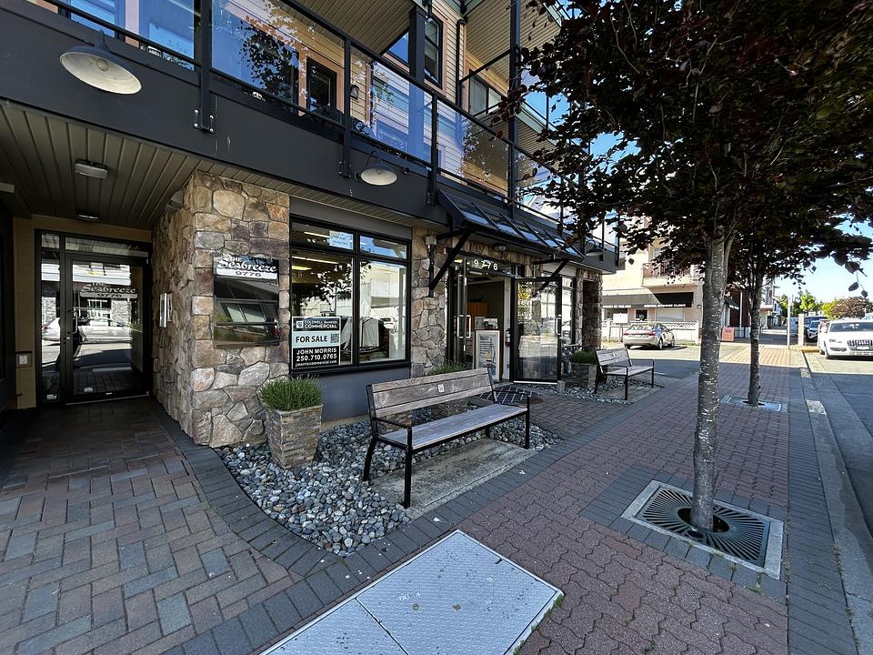 9776 Fourth Street, Sidney, BC