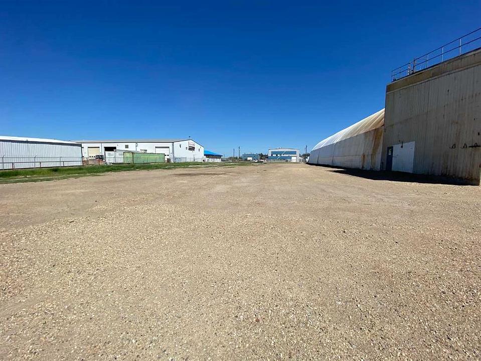 44 Avenue, Ponoka, AB