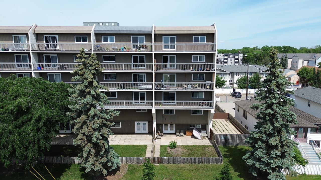9342 103 Avenue Northwest, Edmonton, AB