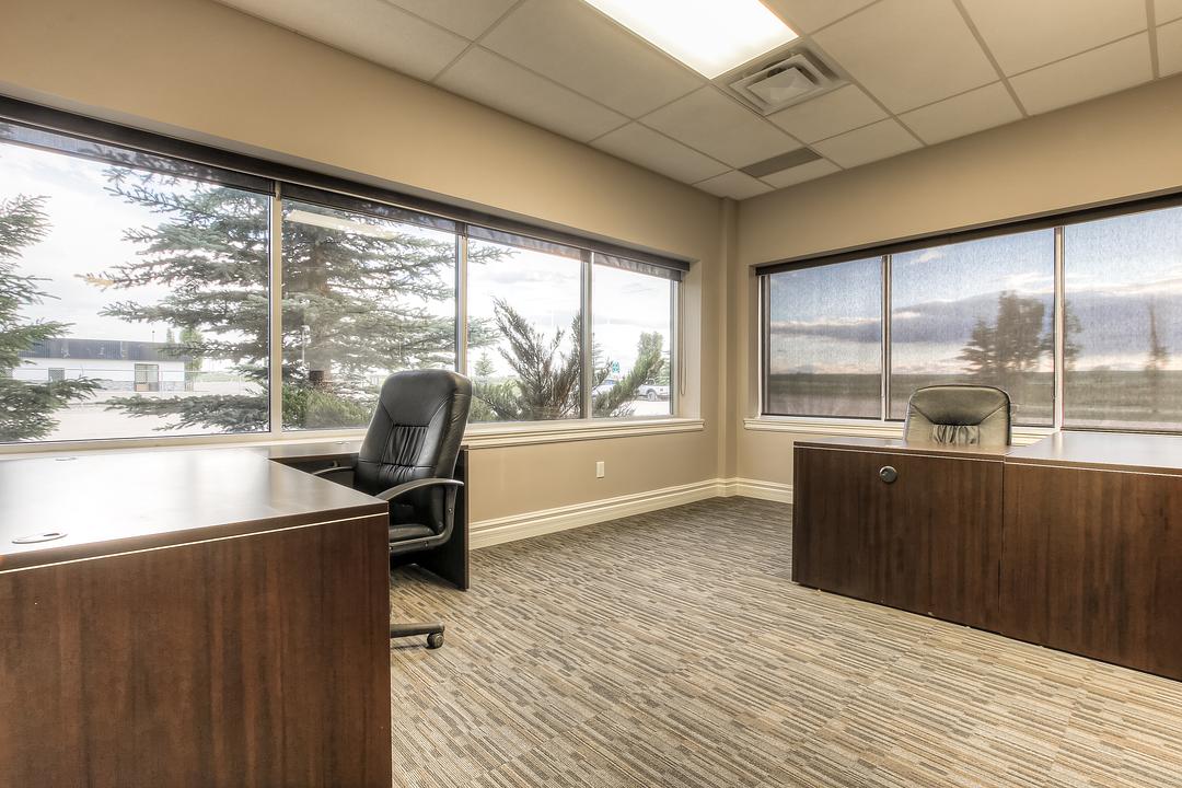 100 - 402084 81 Street East, Aldersyde, AB
