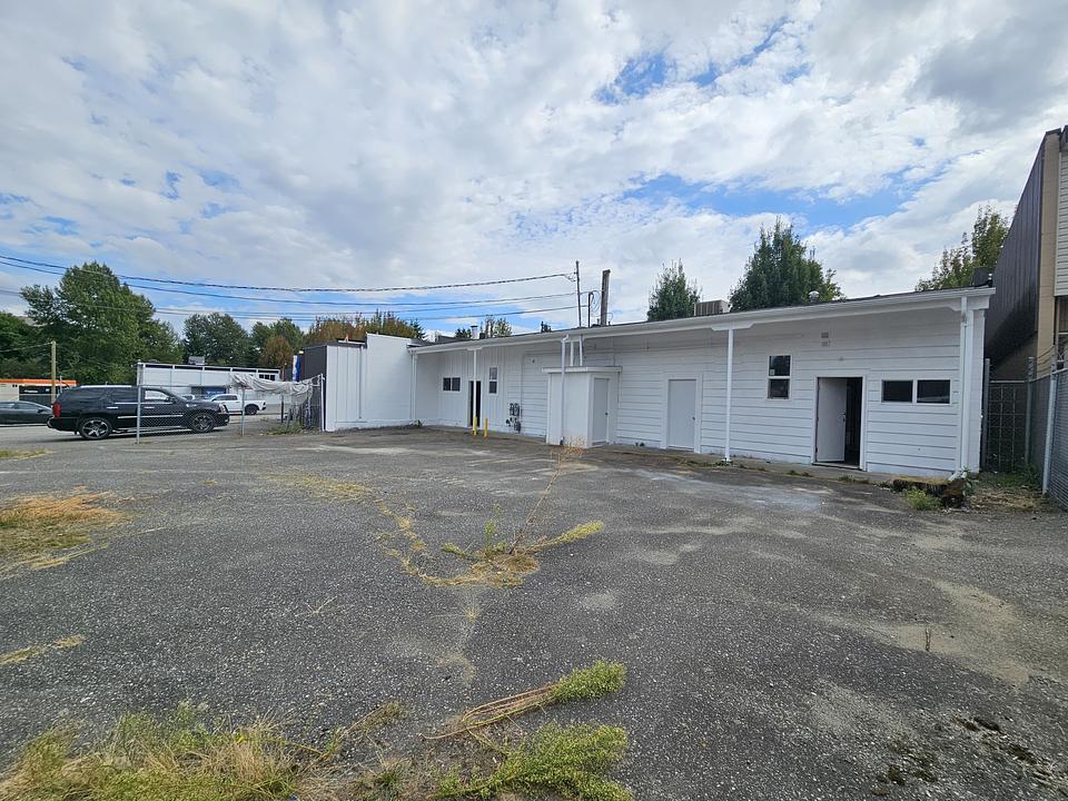 27271 Fraser Highway, Langley Township, BC