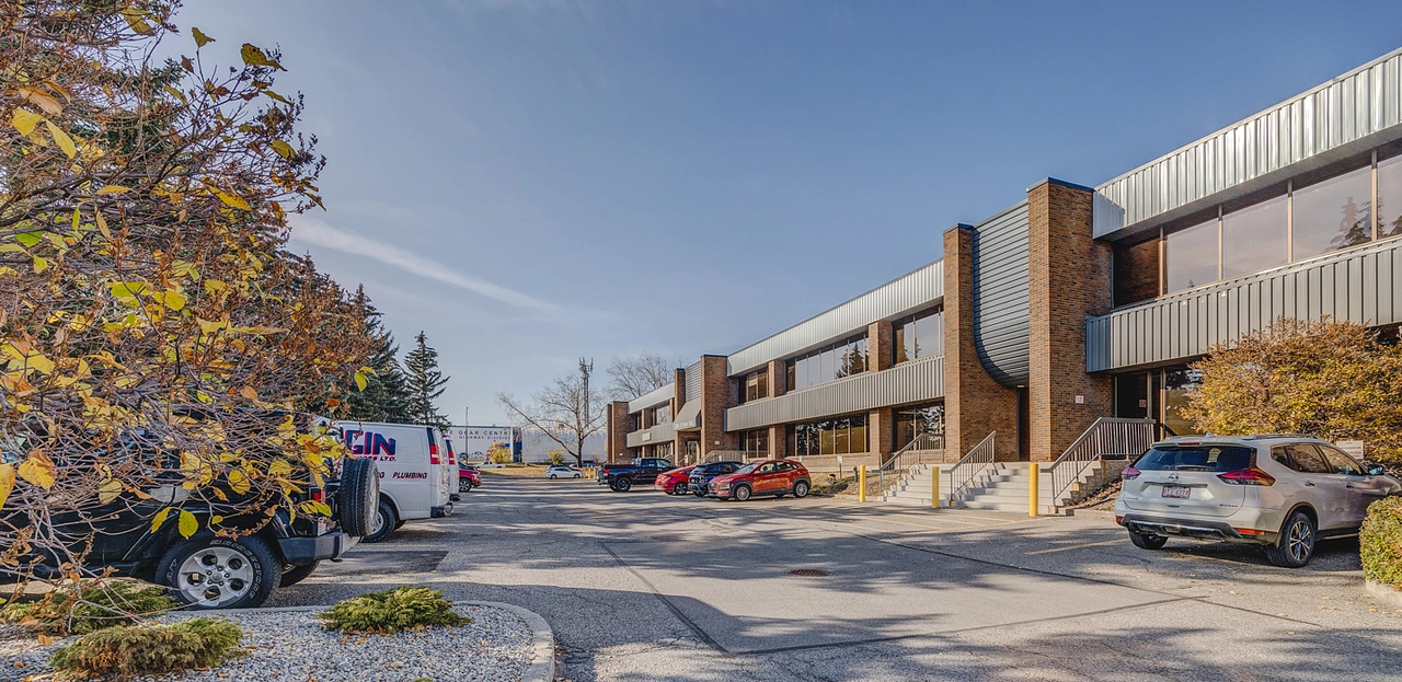 150C - 550 71 Avenue Southeast, Calgary, AB