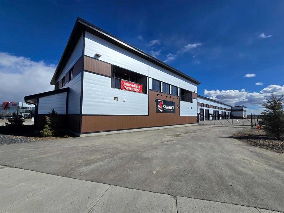 301 - 5 River Heights Drive, Cochrane, AB