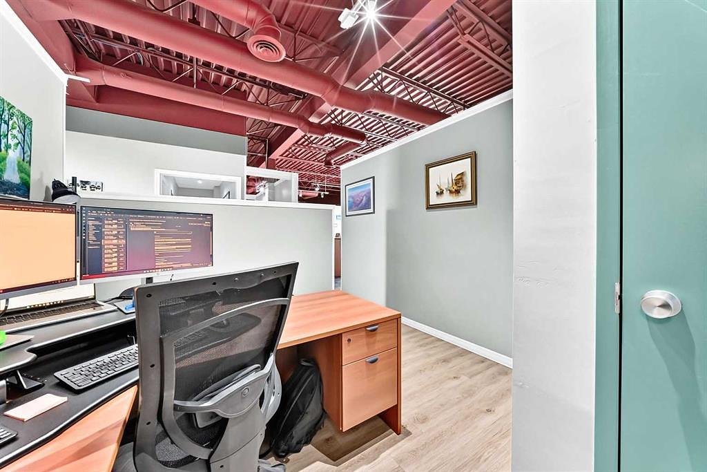 4722 1 Street Southwest, Calgary, AB
