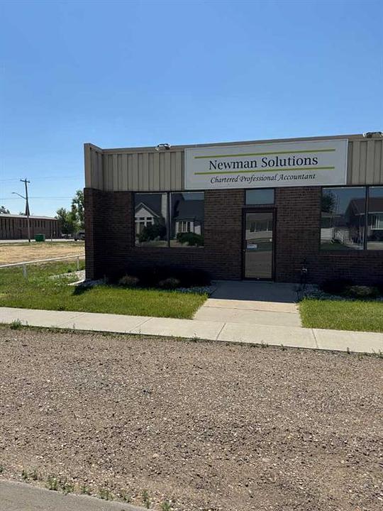 413 3 Avenue North, Vauxhall, AB