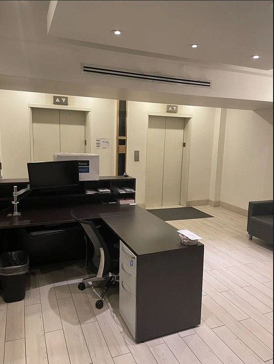 400 - 350 Bay Street, Toronto, ON