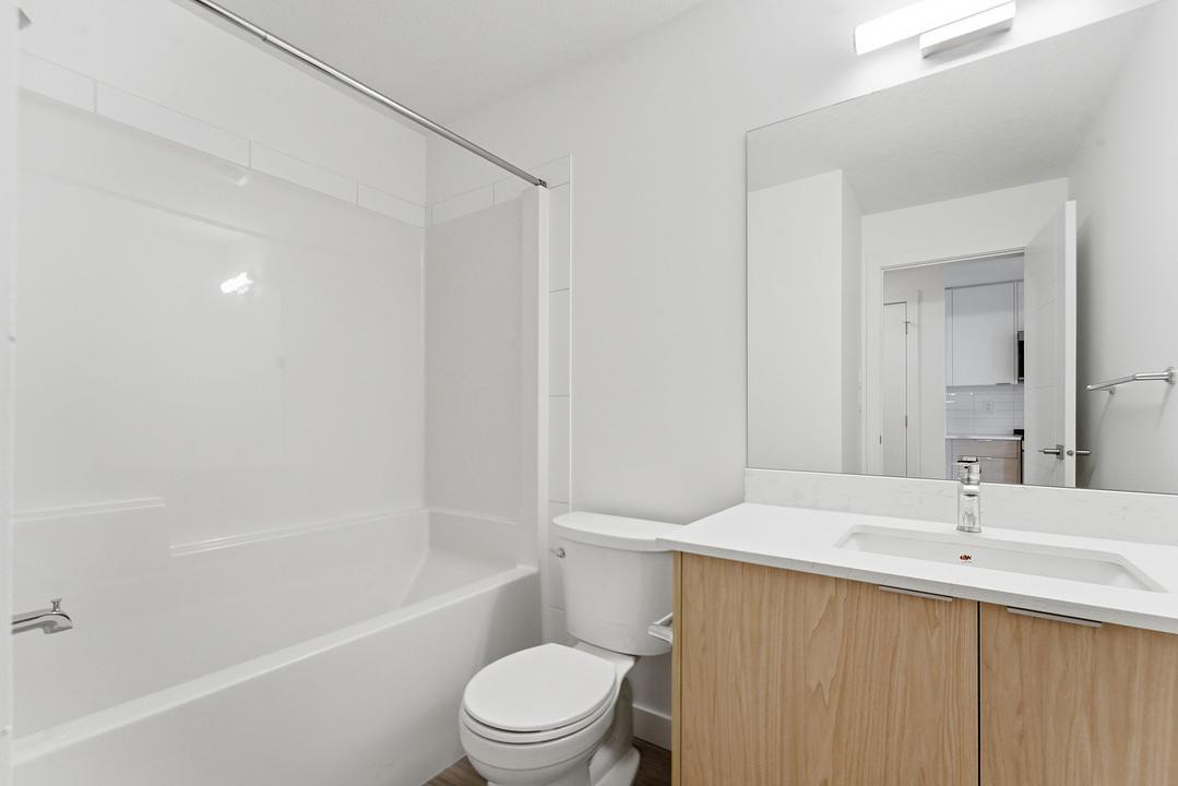 109 - 3360 16 Street Southwest, Calgary, AB