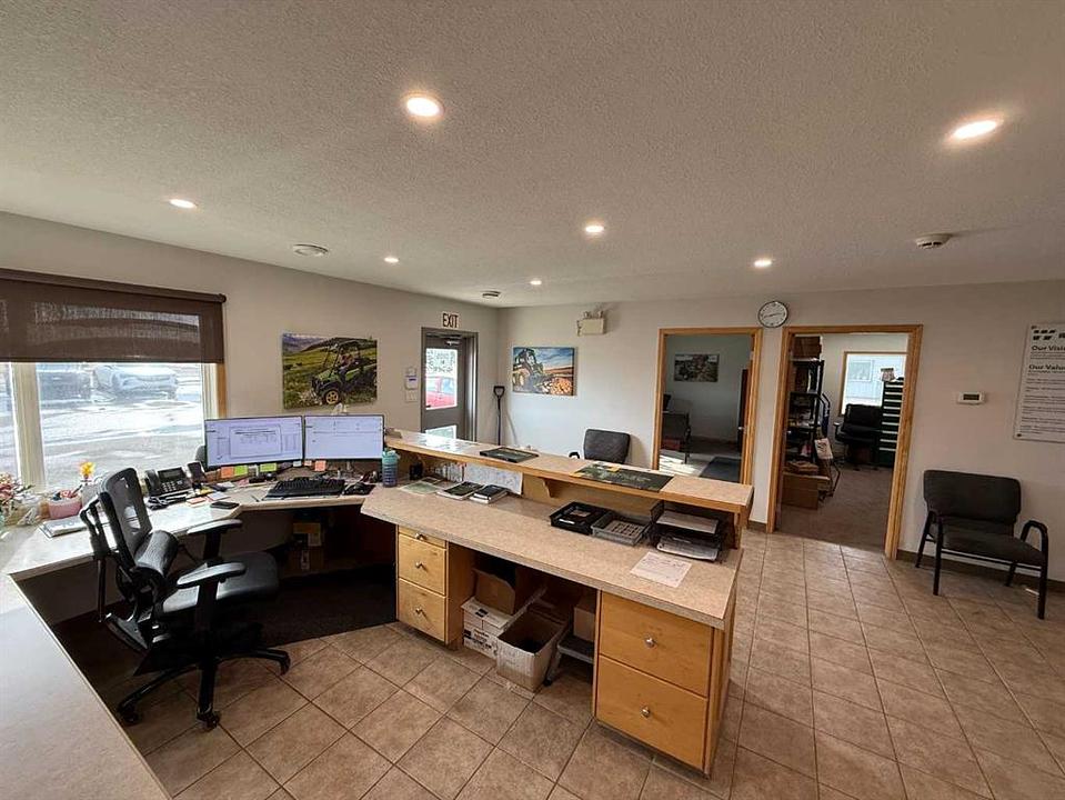 3805 14 Avenue North, Lethbridge, AB